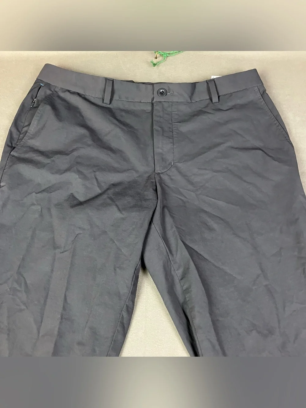 Vineyard Vines Men’s Size 38x32 On The Go Performance Pants Dark Gray